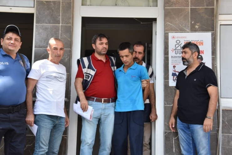 Dede Ve Ninesini Vahşice Bıçaklayan Torun Adliyeye Sevk Edildi