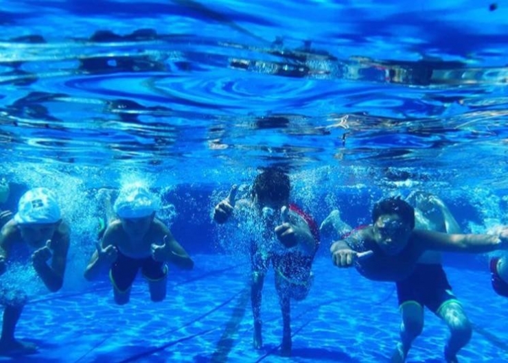 Manyas’ta Çocuklara Yüzme Kursu Verildi