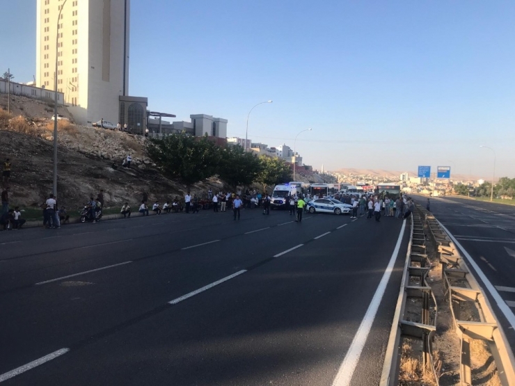 Şanlıurfa’da Patlayıcı Madde Fünye İle Patlatıldı