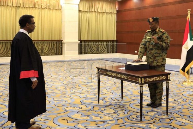Sudan’da Abdulfettah El-burhan, Konsey Başkanı Olarak Yemin Etti