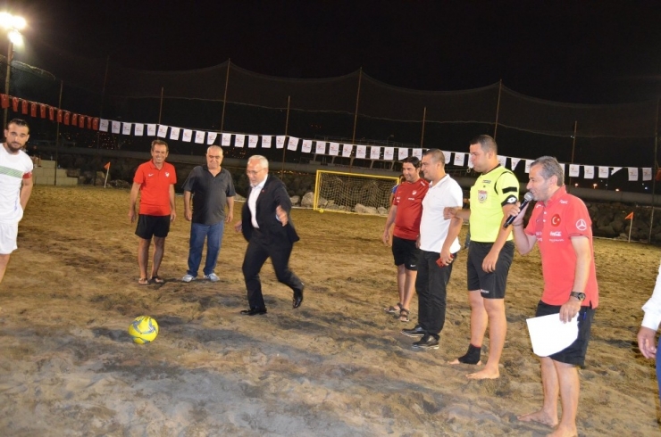 Tff Plaj Futbolu Ligi İskenderun Etabı Başladı