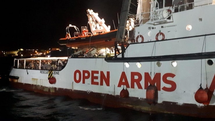 İtalya, Open Arms’a El Koydu