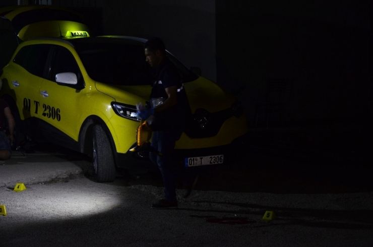 Adana’da Silahlı Saldırıya Uğrayan 2 Kişi Yaralandı