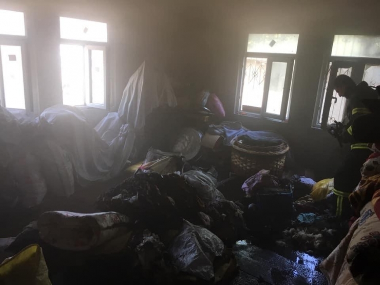 Depoda Çıkan Yangın Korkuttu