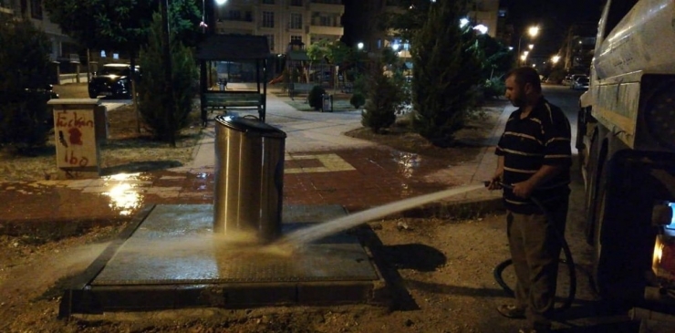 Temizlik Çalışmaları Sürüyor