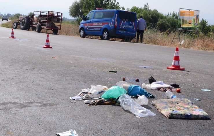 Tarım İşçileri Taşıyan Traktör Devrildi: 8 Yaralı