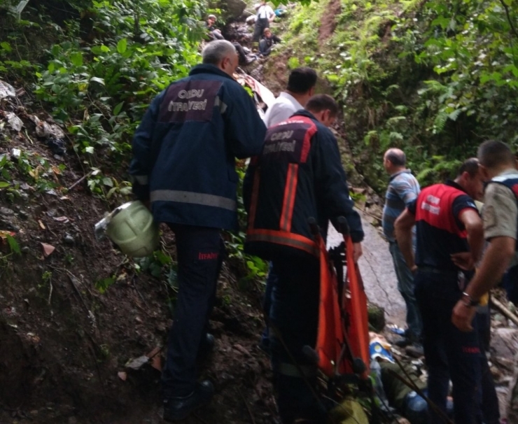 Ordu’da Fındık İşçileri Kaza Yaptı :1 Ölü, 14 Yaralı