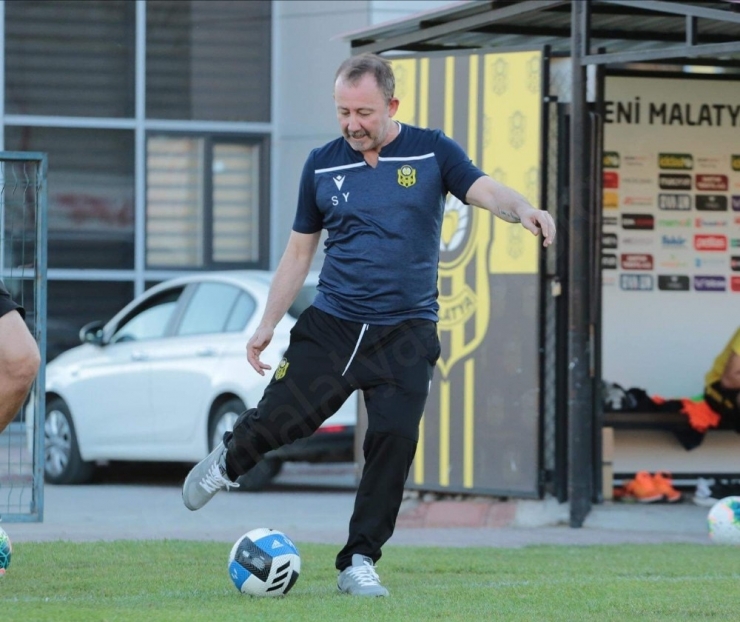 Yeni Malatyaspor’da Trabzonspor Maçı Hazırlıkları Sürüyor