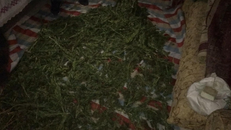 Torbacının Evinden Cephanelik Çıktı