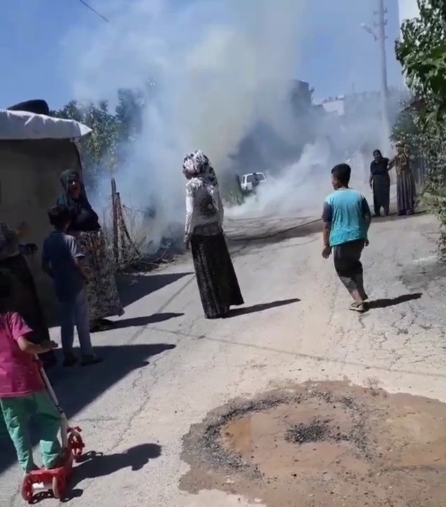 Bahçe Yangını Korkuttu