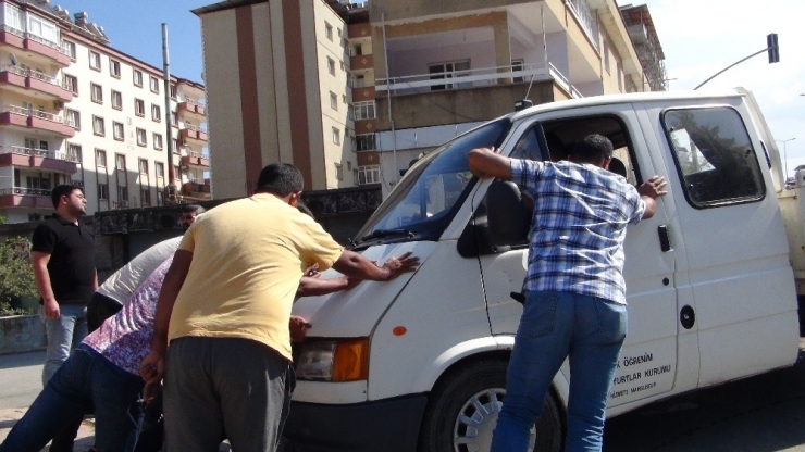 İslahiye’deki Kazada 4 Kişi Yaralandı