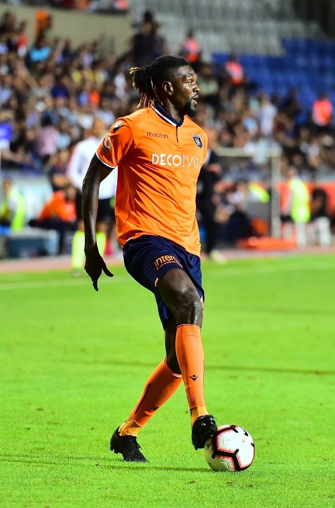 Kayserispor, Emmanuel Adebayor İle Prensipte Anlaştı