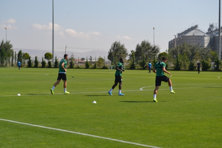 Ferhat Öztorun: "Galatasaray Karşısında Güzel Sonuç Almak İstiyoruz"