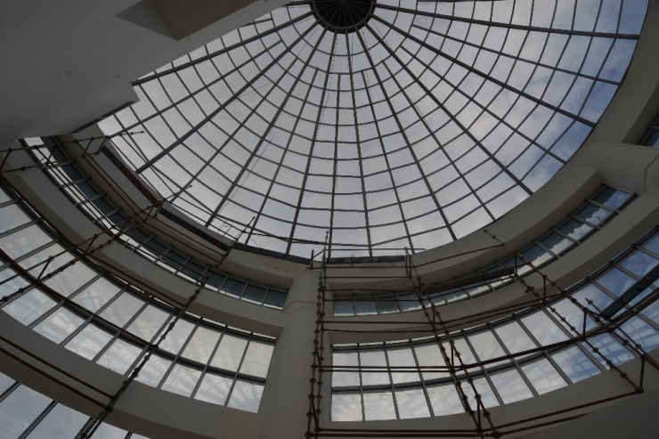 Kültür Kongre Merkezinde Kapsamlı Tadilat Çalışmaları