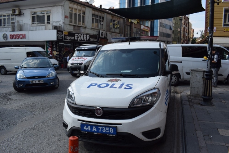 Malatya’da Bıçaklı Kavga: 1 Yaralı