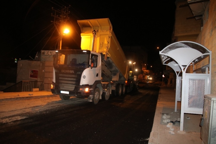 Şanlıurfa’da Altgeçit Ve Caddeler Asfaltlandı