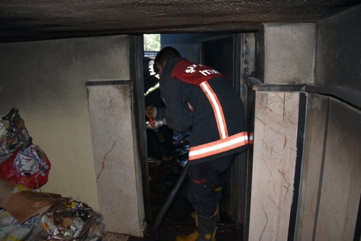 Odunluk Yangınında Faciadan Dönüldü