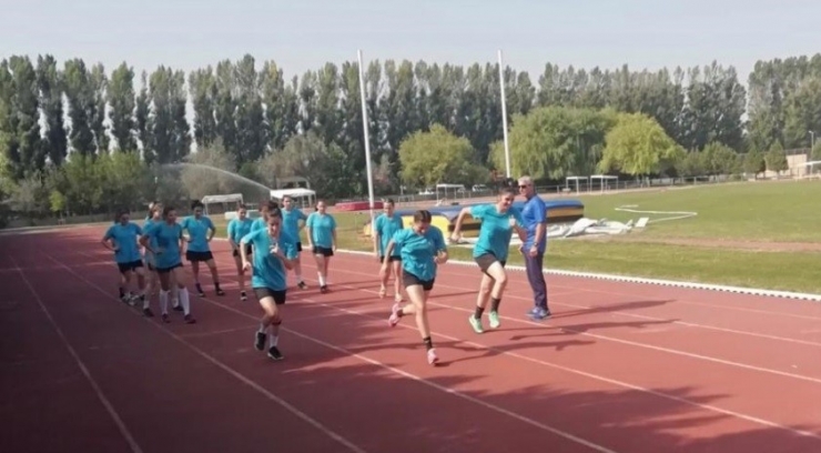 Anadolu Üniversitesi Kadın Hentbol Takımı Sezon Hazırlıklarına Başladı