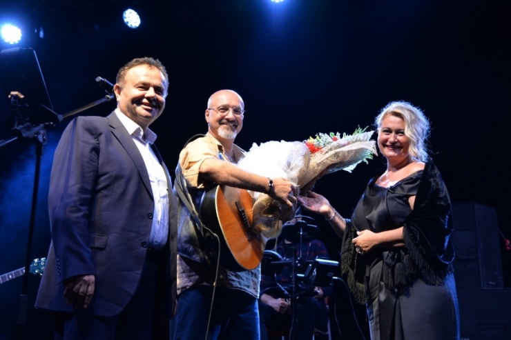 Ahmet Olgun Bilecik’te Sahne Aldı