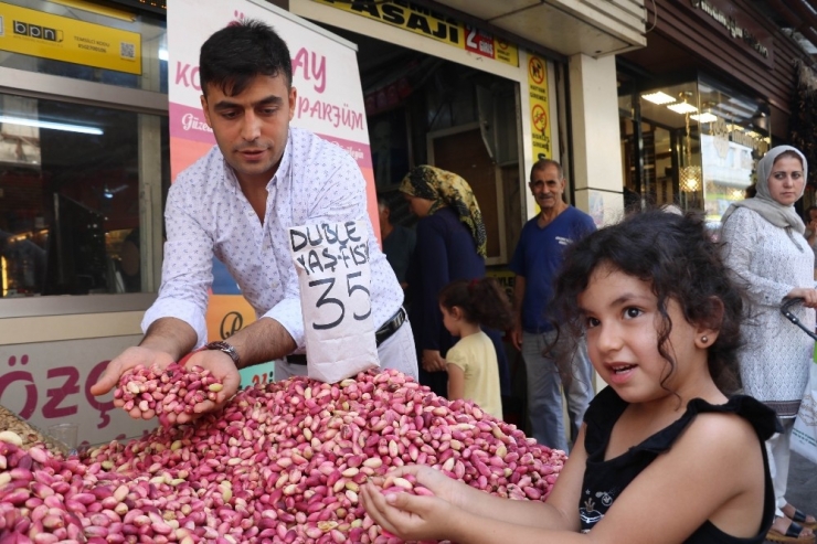 Yok Yılını Yaşayan Antep Fıstığı Cep Yakıyor