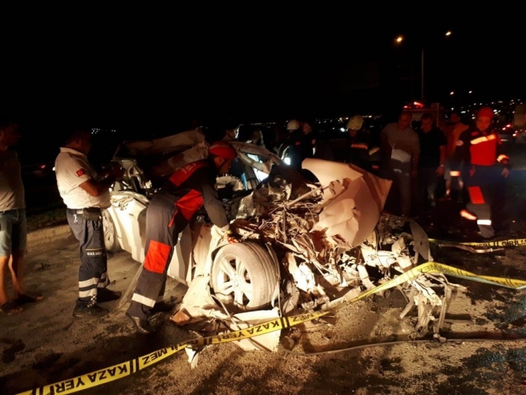 Hurdaya Dönen Otomobil Sürücüsü Hayatını Kaybetti