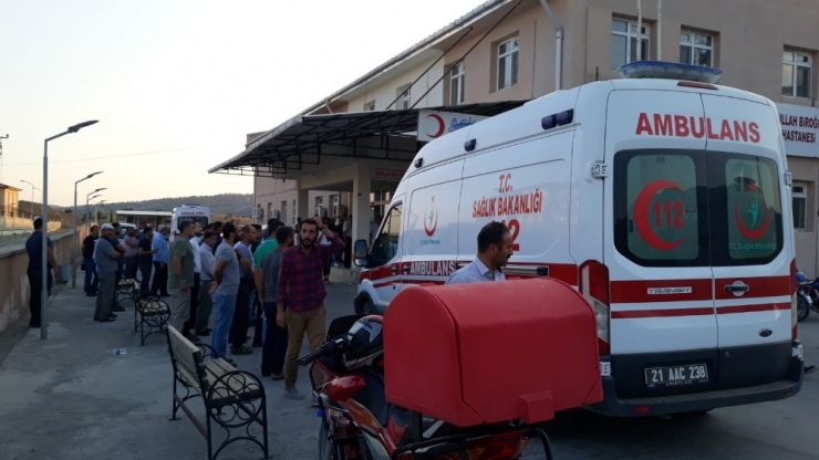 Diyarbakır’da Trafik Kazası: 1 Ölü, 2’si Ağır 6 Yaralı