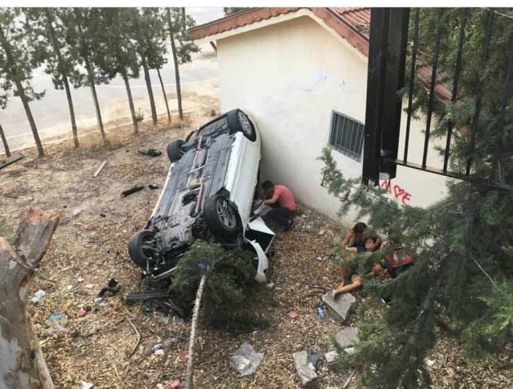 İzmir’de Feci Kaza: 1 Ölü, 8 Yaralı