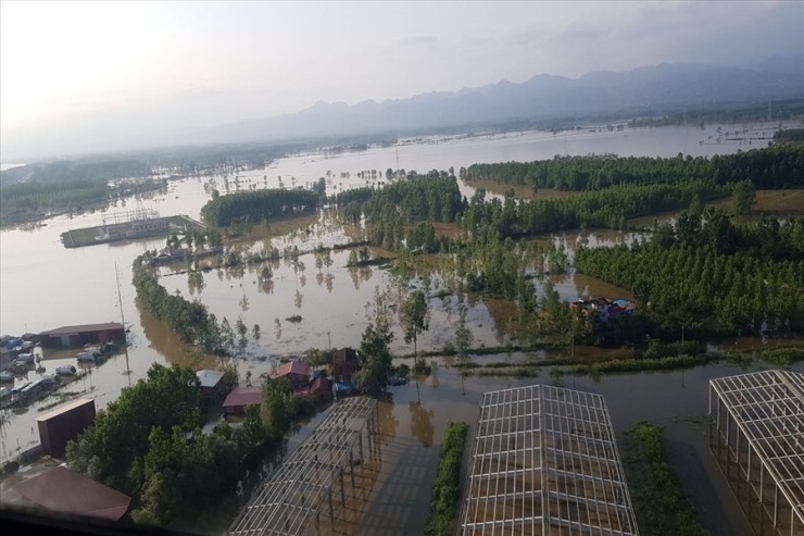 Msb: “Silahlı Kuvvetlerimize Ait Arama Kurtarma Helikopteri İle 17 Vatandaşımız Kurtarılarak Bölgeden Tahliye Edilmiştir”