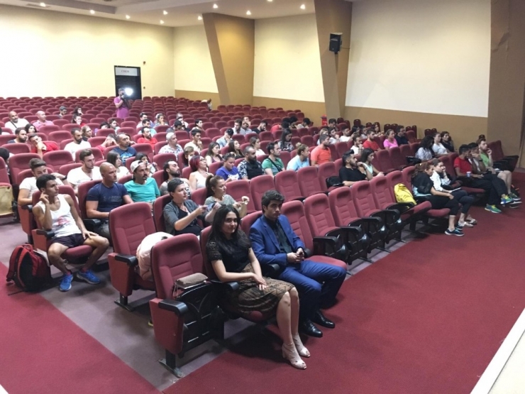 İzmir’de Atletizm Rüzgarı Esiyor