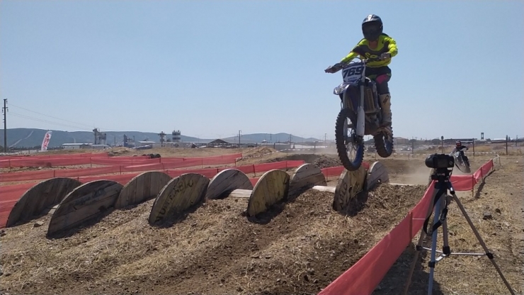 Bergama’da Türkiye Süper Enduro Sampiyonası Heyecanı Başladı