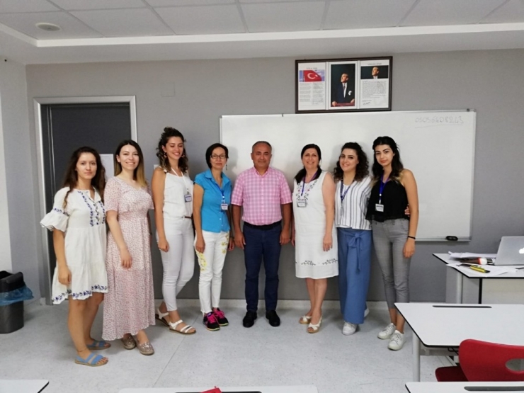 Nesibe Aydın’ın Öğretmenleri Geleceğe Hazırlanıyor