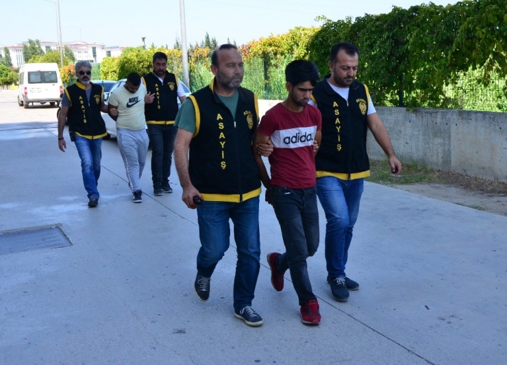 Cep Telefonu İçin Dehşet Saçan Gaspçılar Polisten Kaçamadı