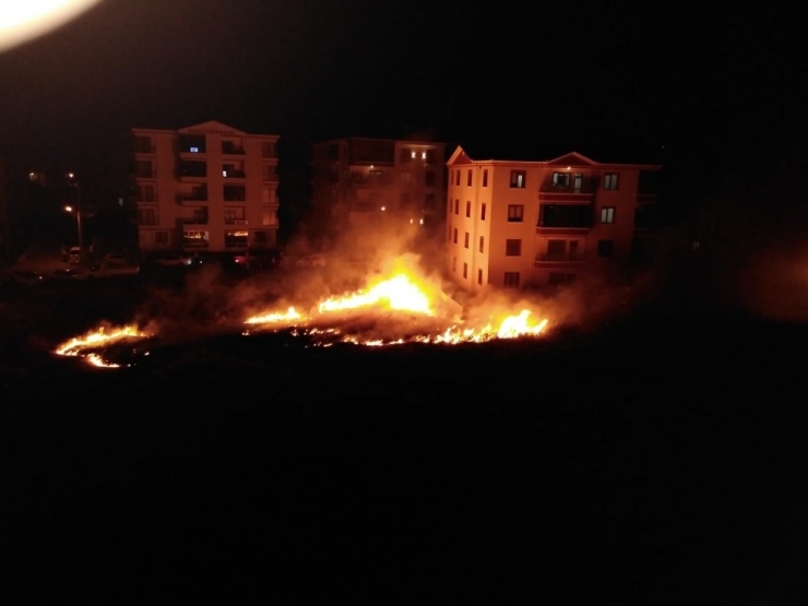 Aksaray’da Düğün Evinde Havai Fişek Yangına Neden Oldu