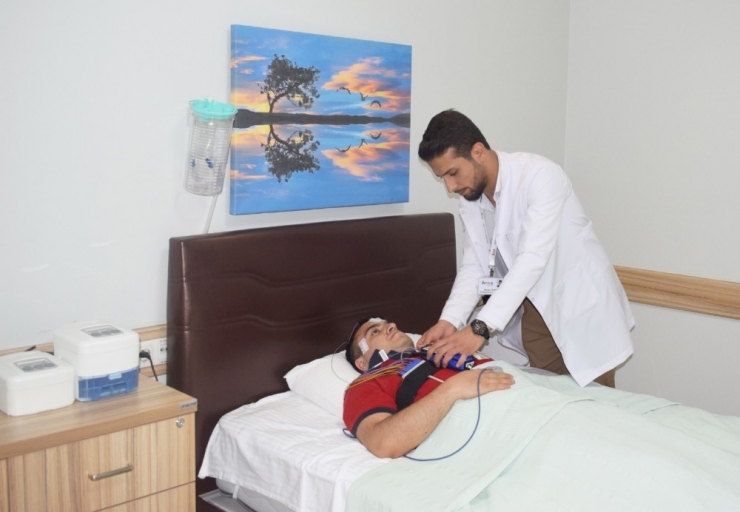 Uyku Apnesine Anka’da Teşhis Ve Tedavi