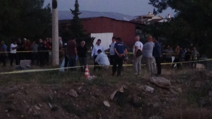 Sandıklı’da Ölü Bulunan Gencin Ölüm Sebebi Araştırılıyor