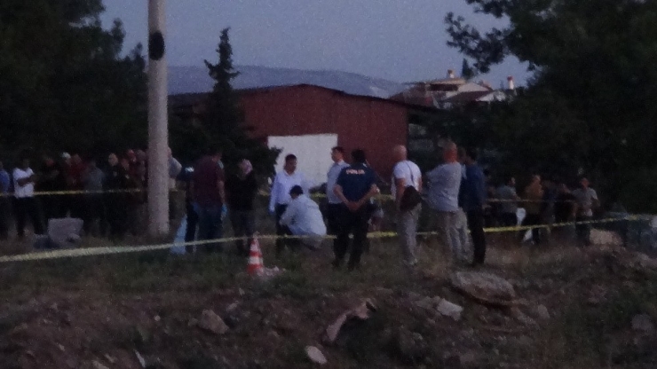 Sandıklı’da Ölü Bulunan Gencin Ölüm Sebebi Araştırılıyor