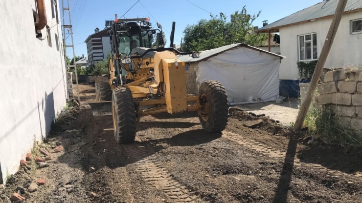 Erciş Belediyesi’nden Parke Taşı Çalışması