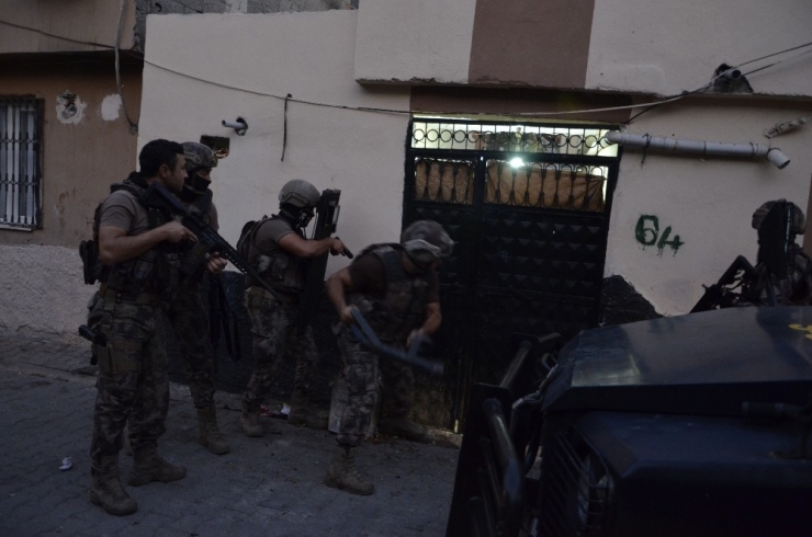 Adana’da Deaş Operasyonu