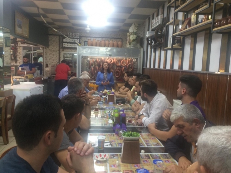 Başkan Tekin Pazaryerispor Sporcuları Ve Yönetimi İle Bir Araya Geldi