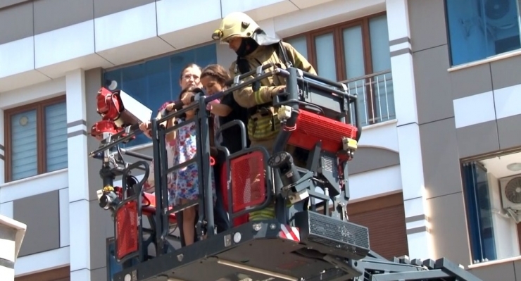 Bayrampaşa’da Yangın Paniği