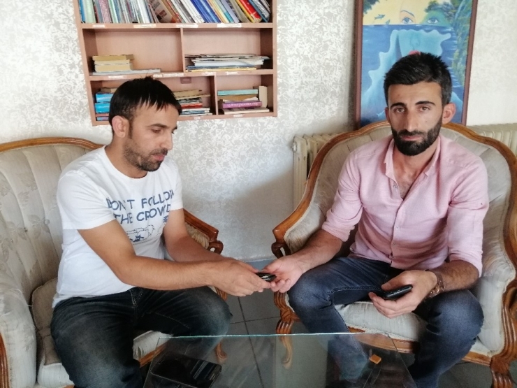 Bulduğu Maaşı Kadar Parayı, Sahibine Teslim Etti