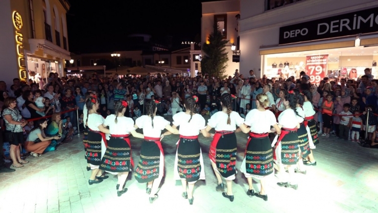 Halk Oyunları Festivaline Yoğun İlgi