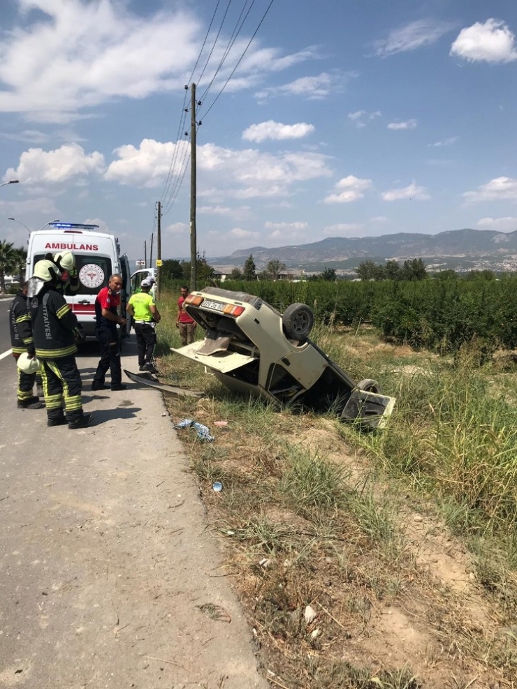 Pamukkale Yolunda Otomobil Takla Attı: 1 Yaralı