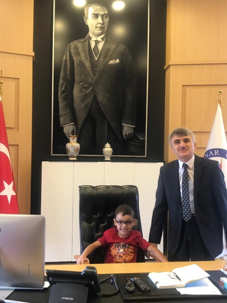 "Geleceğin Rektör Adayından Hayırlı Olsun Ziyareti"