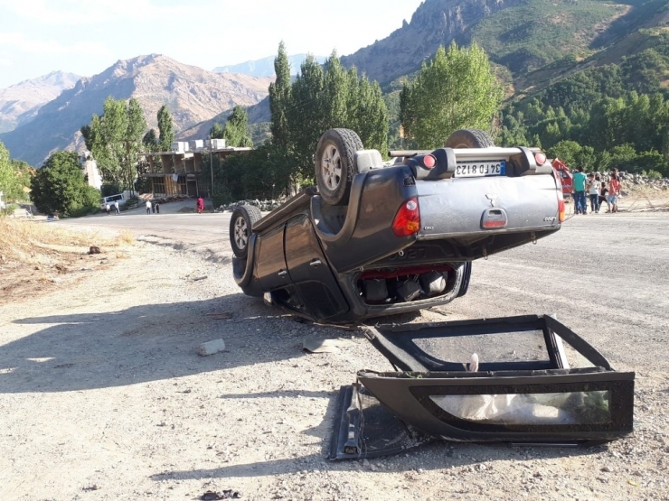 Şemdinli’de Trafik Kazası 1 Kişi Yaralandı
