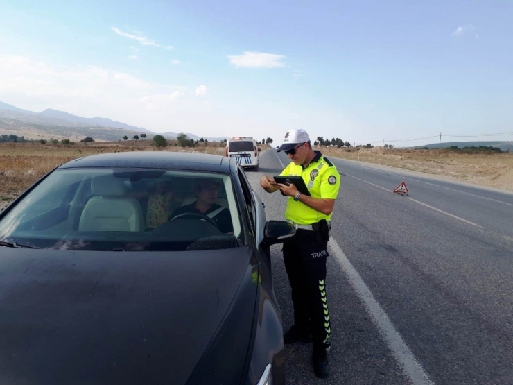 Hisarcık Polisinden Emniyet Kemeri Uygulaması