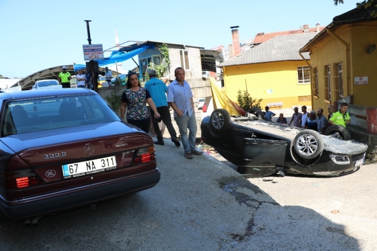 2 Saat Önce Kiraladığı Otomobille Kaza Yaptı