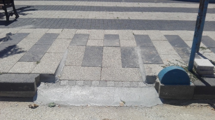 Pazaryeri Belediyesi’nden Kaldırım Düzenleme Çalışması