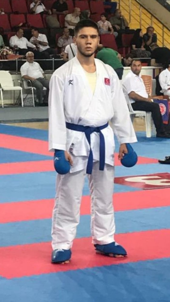 Şampiyonaya Mustafakemalpaşa Damgası