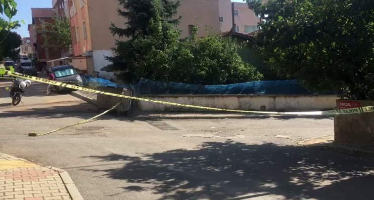 Kuzenler Arasında Silahlı Kavga: 2’si Ağır 4 Yaralı